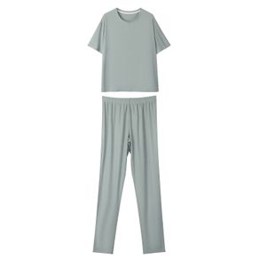 CONJUNTO DE PIJAMA EN POLIESTER SUELTA