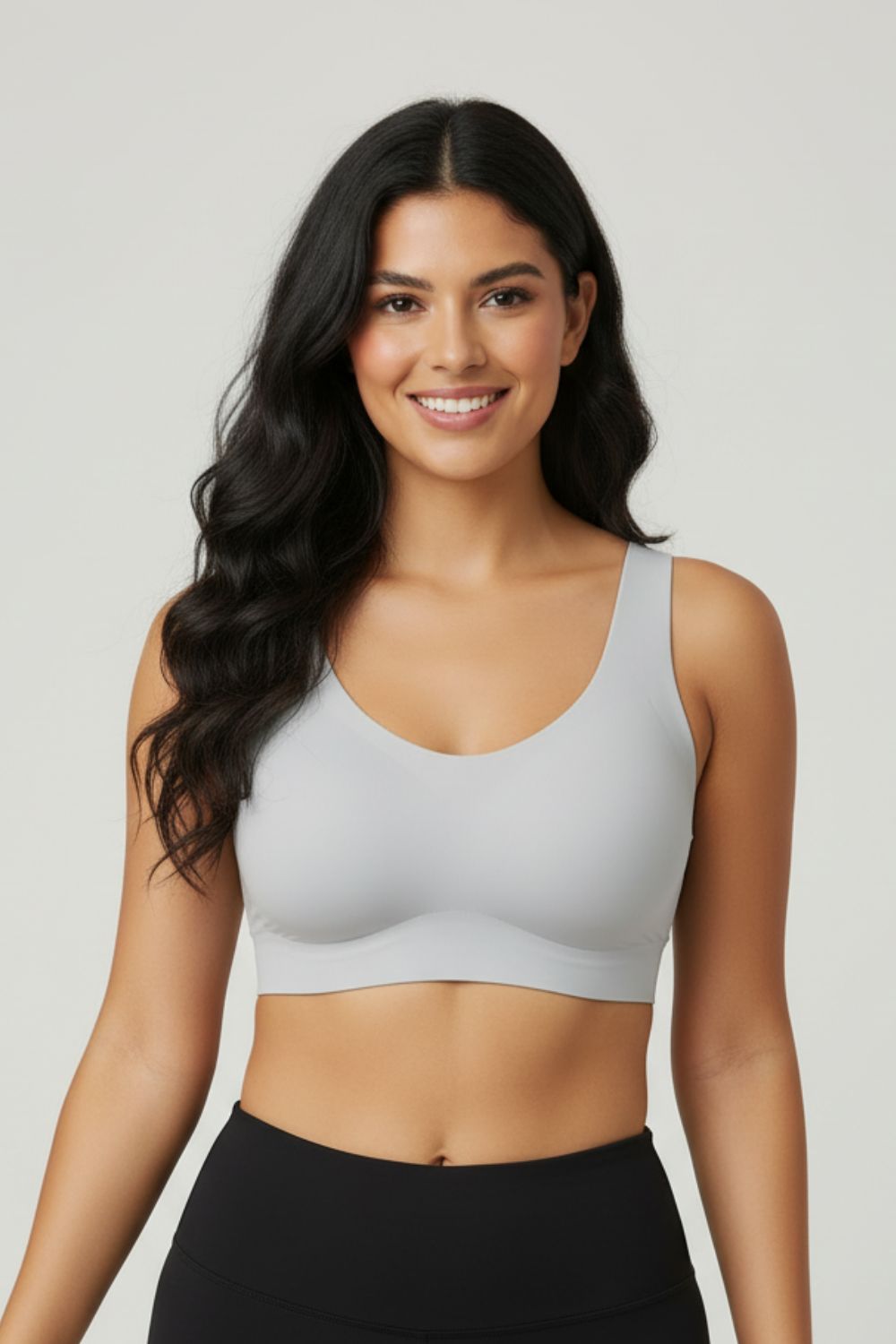 Top en microfibra con tecnologia corte láser